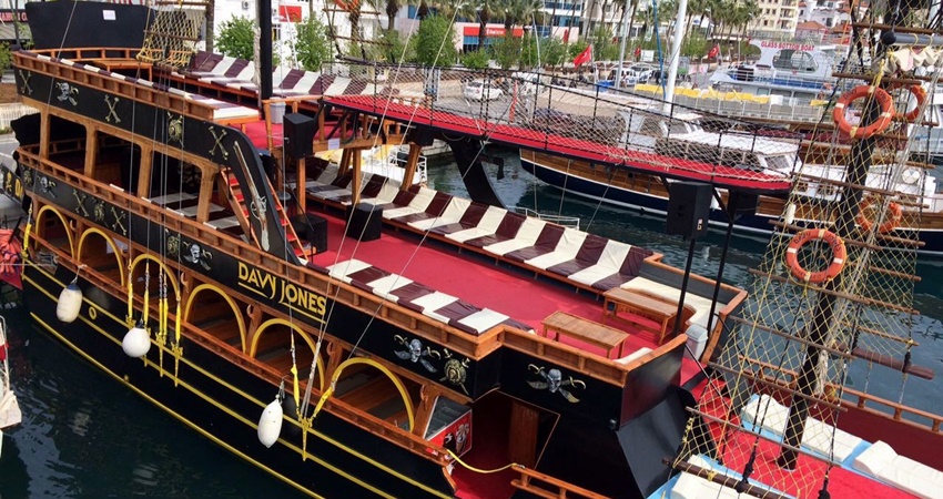 Пиратский корабль в Мармарисе - Davy Jones - Морская Прогулка
