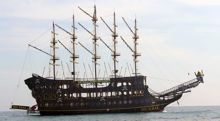 Пиратский корабль «Big Kral» в Алании - Описание Программы и Цены