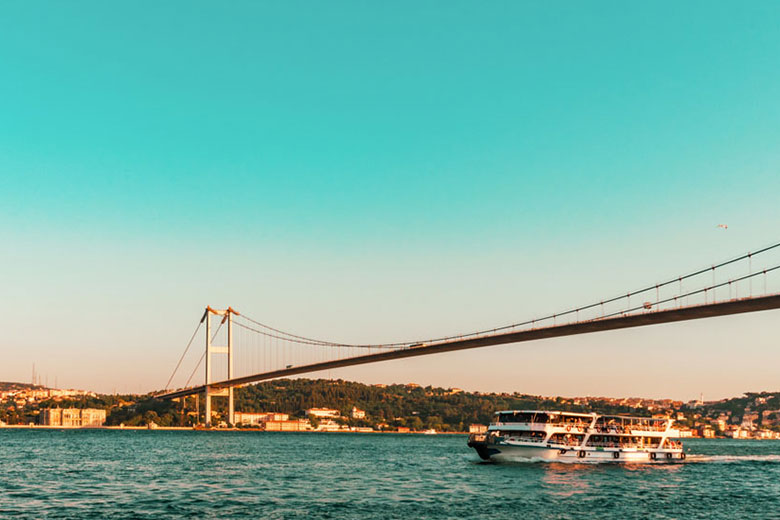 Прогулка на яхте по Босфору - Описание Программы и Цены